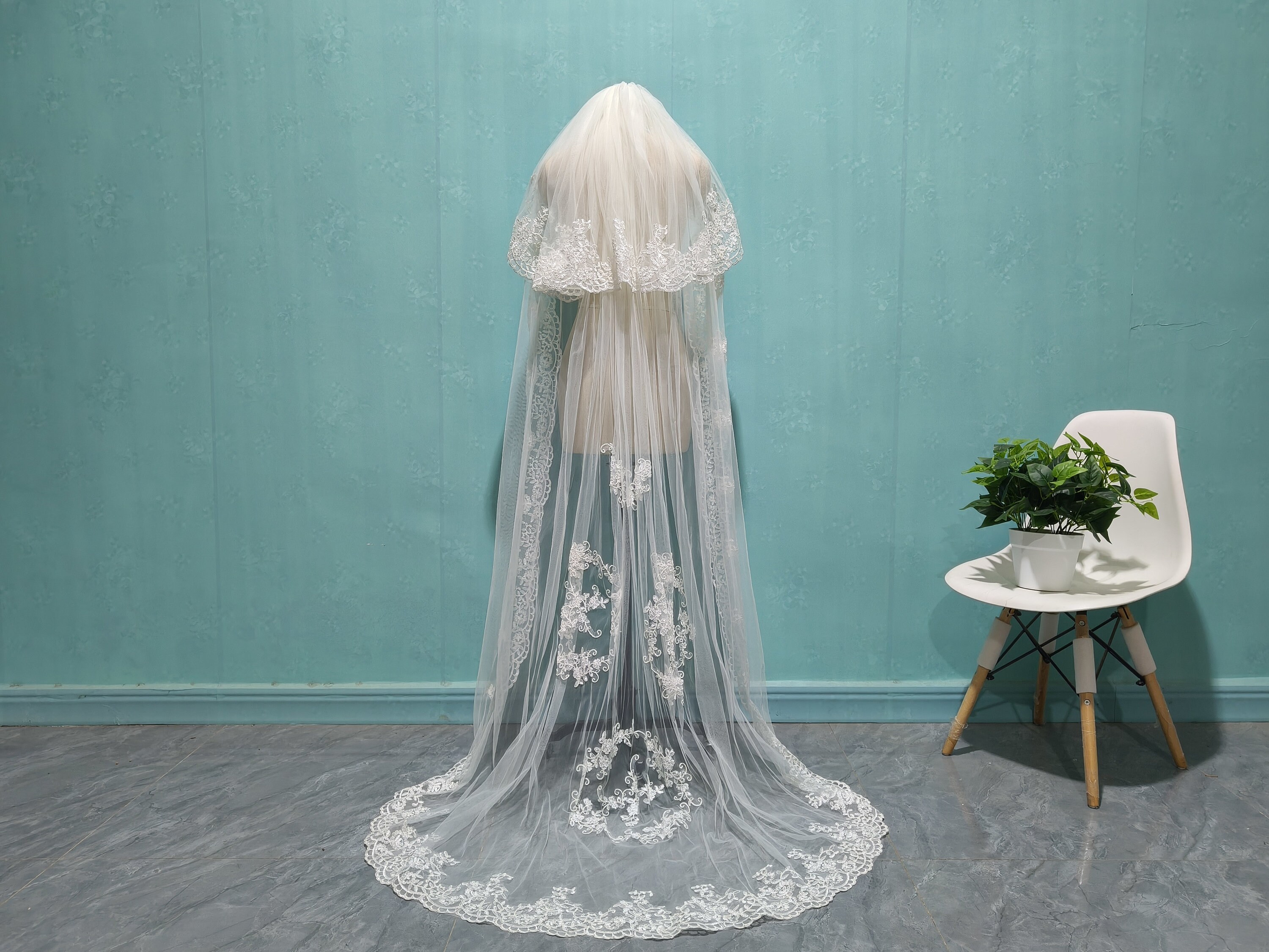 Ivory Two-Tier Walking Length Veil with Lace Appliques STYLE# VW370144 Light Ivory Two-Tier Lace Applique Waltz Bridal Veil main image 4