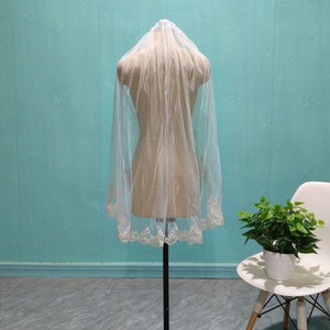Delicate Bride One Layer Lace Veil, Romantic Wedding Lace Short Veil, White Ivory Lace Veil, Wedding Accessories