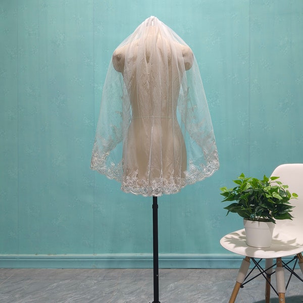 White Ivory Sequin Lace Short Veil, Elegant Bride Sequin Lace Veil, Wedding Layer Sequin Lace Short Veil