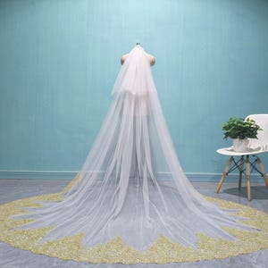 Luxury Cathedral Wedding Gold Lace Trimmed Veil, Double Layer White Face Covering Veil, Elegant Bride Ivory Blusher Veils