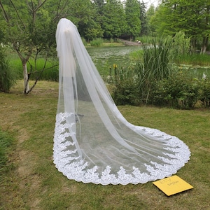 Lace Wedding Veil, two Tier Veil Lace veil Bride Wedding Cathedral veil bridal veils White ivory 3m Lace Mantilla Veil and comb