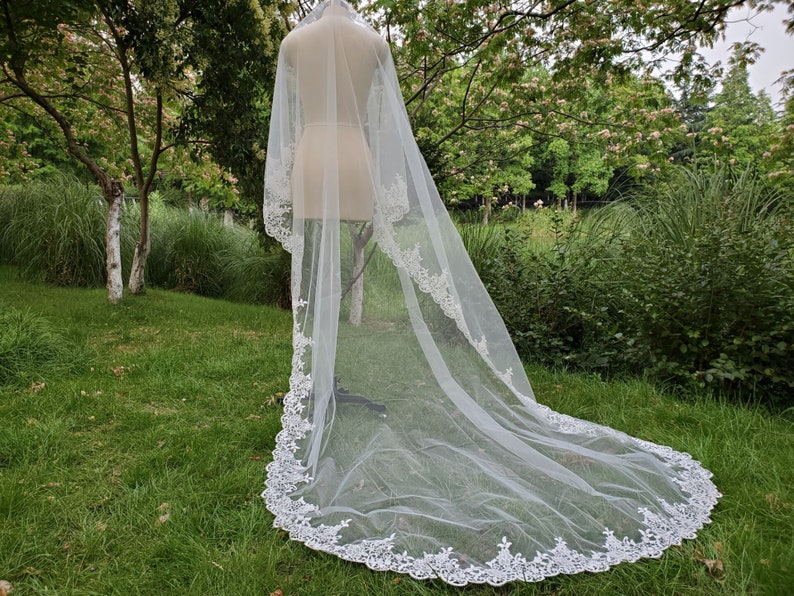 Venetian lace veil crochet lace veil wedding veil long lace | Etsy