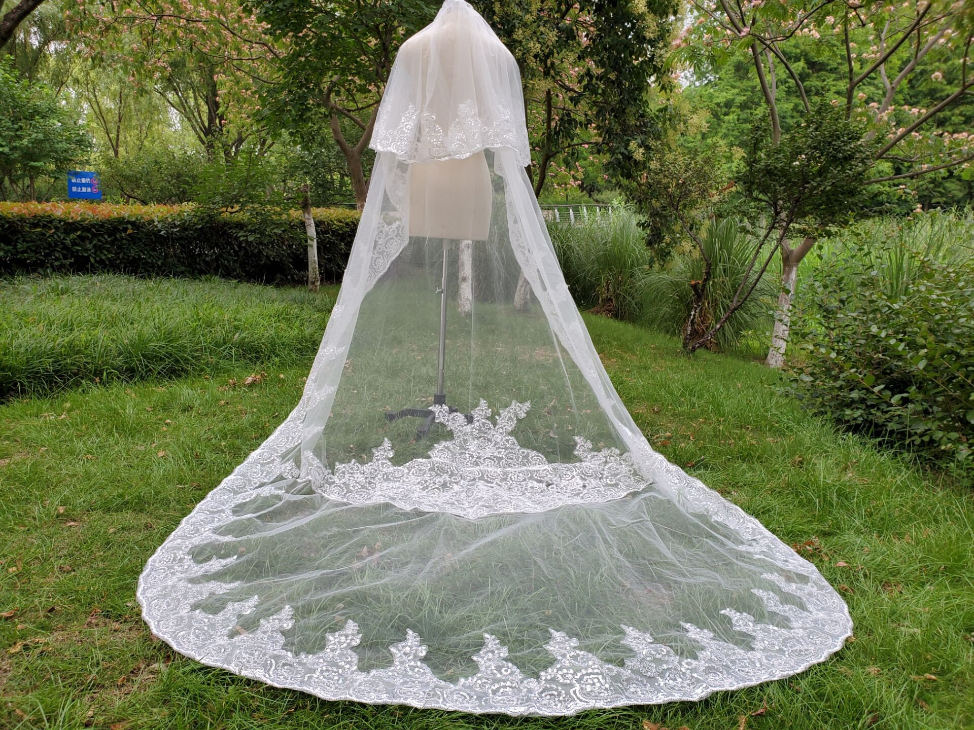 Luxury Two Tier Cathedral Veils Long Wedding Bridal Veil Ivory