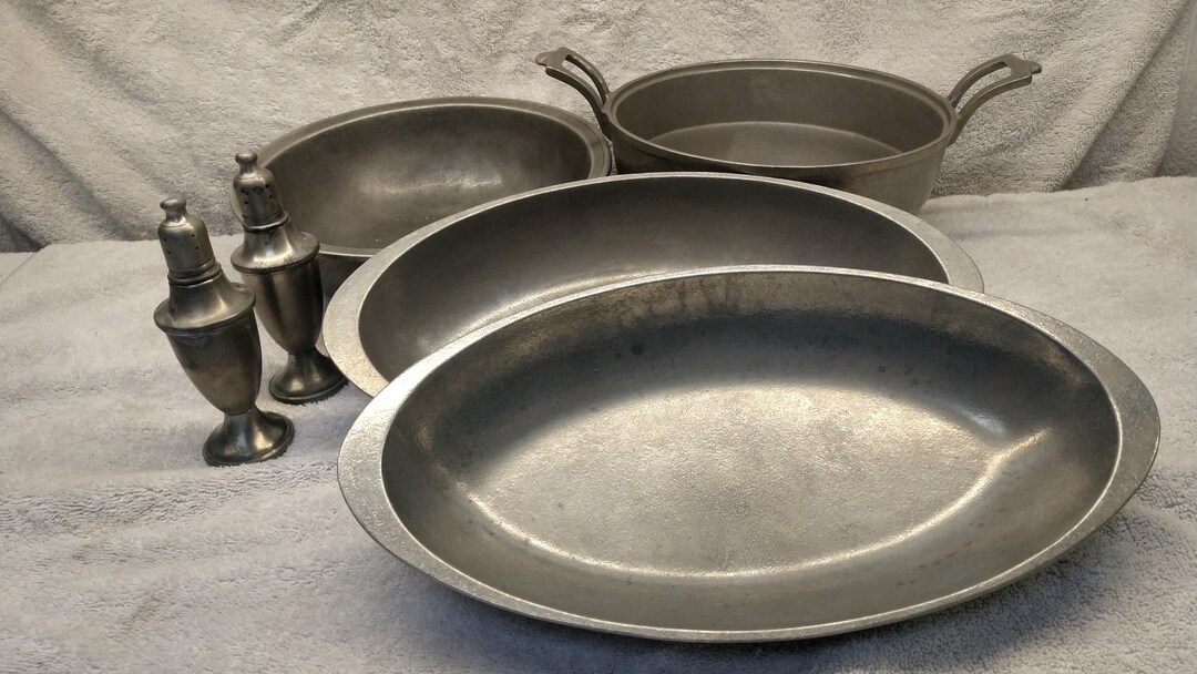 Wilton Pewter Cooking and Serving Tray Set With Pewter Salt and Pepper