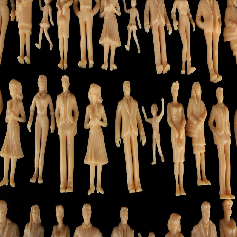 100 Unpainted Miniature Figures 1:24 Scale - Architecture Model Train Accessory image 3