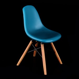 1:12 Scale Dollhouse Office Chair Lounge Chair Miniature Designer Furniture Mini Office Blue Desk Chair Doll Modern Furniture