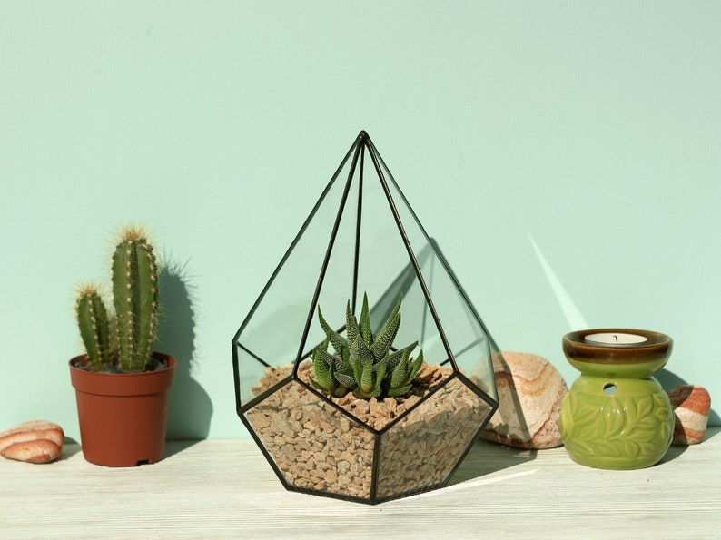 Small stained glass florarium Decorative tank for home flowers, artificial plants Cute handcrafted table decor pentagonal pyramid pot image 1