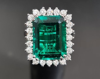 10.72 carat Emerald ring for women Vintage emerald ring, Emerald diamond ring, Statement ring for her, Dinner ring for wife, Cocktail Ring