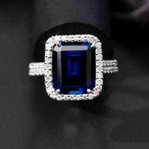 8.00 carat blue sapphire engagement ring, Unique sapphire ring, Gemstone engagement ring, Sapphire diamond ring
