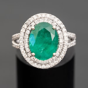 Emerald engagement ring in 14K white gold, 3.90 carat natural emerald 1.01 natural diamonds vintage emerald ring, Birthday Gift for wife