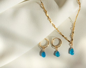 Blue Apatite Hoops, Blue Crystal Hoops, 14K Gold Filled Hoops, Gold Hoop Earrings, Blue Hoops, Gold Hoops, Gold Earrings, Apatite Jewelry