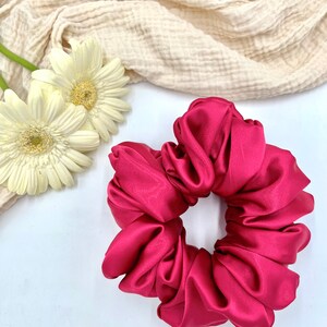 Scrunchies Jumbo, XL, Grande, Gigante, Oversized, Super Scrunchies - WIDE ELASTIC - Cetim Rosa Escuro