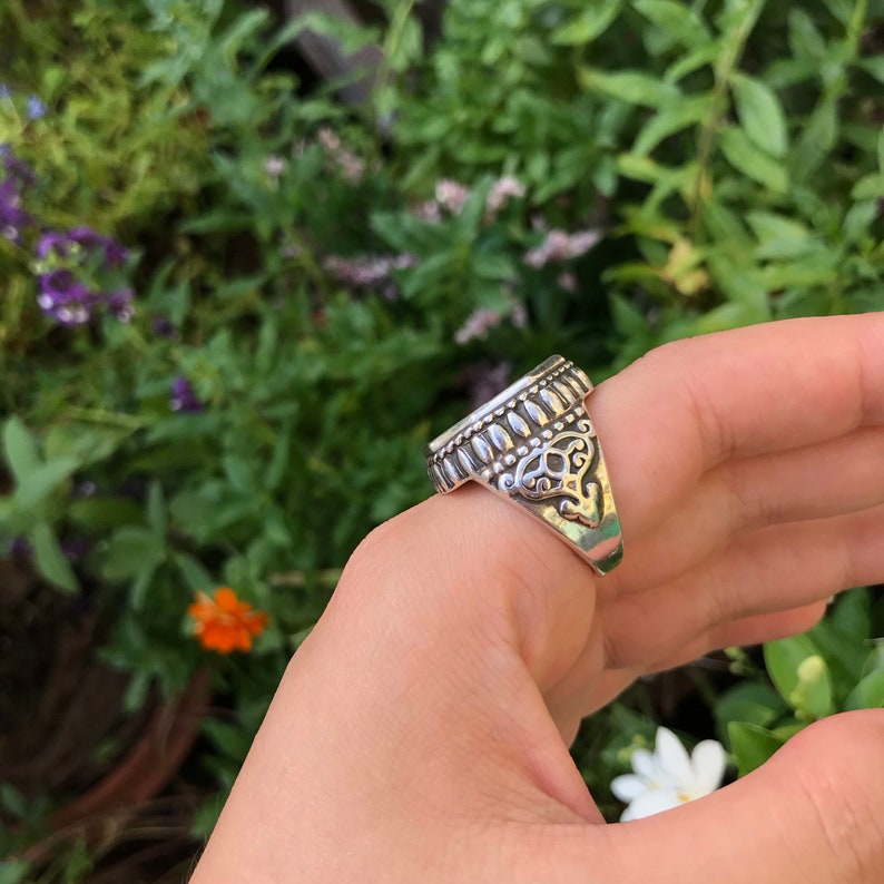 Vintage afghani Arabic script silver ring
