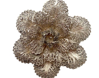 Vintage Sterling silver filigree lace cabbage rose flower brooch detailed