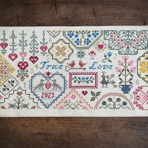 True Love Mini Quaker Sampler Cross Stitch Pattern, Easy Counted Cross Stitch Chart, Romantic Cross Stitch Embroidery, Instant Download PDF
