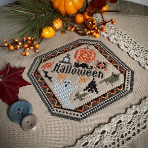 Halloween Tiny Quaker Sampler-kruissteekpatroon, eenvoudig telpatroon, Halloween-kruissteekborduurwerk, pdf direct downloaden
