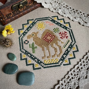 Little Camel Cross Stitch Pattern, Easy Counted Cross Stitch Chart, Tiny Quaker Children&#39;s Cross Stitch Embroidery, Instant Download PDF