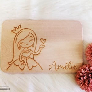 Tagliere per la colazione, tagliere in legno, tagliere per snack con nome e principessa