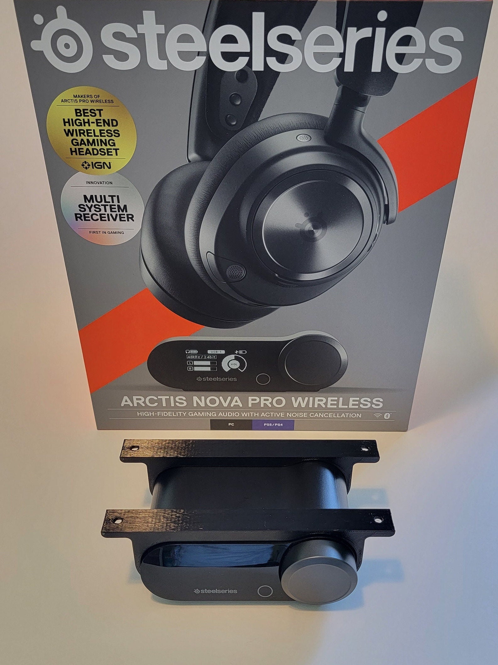  SteelSeries Arctis Nova Pro Wireless Multi-System