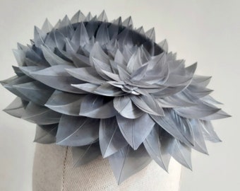 Grey Feather Fascinator – Elegant Wedding & Special Occasion Hat