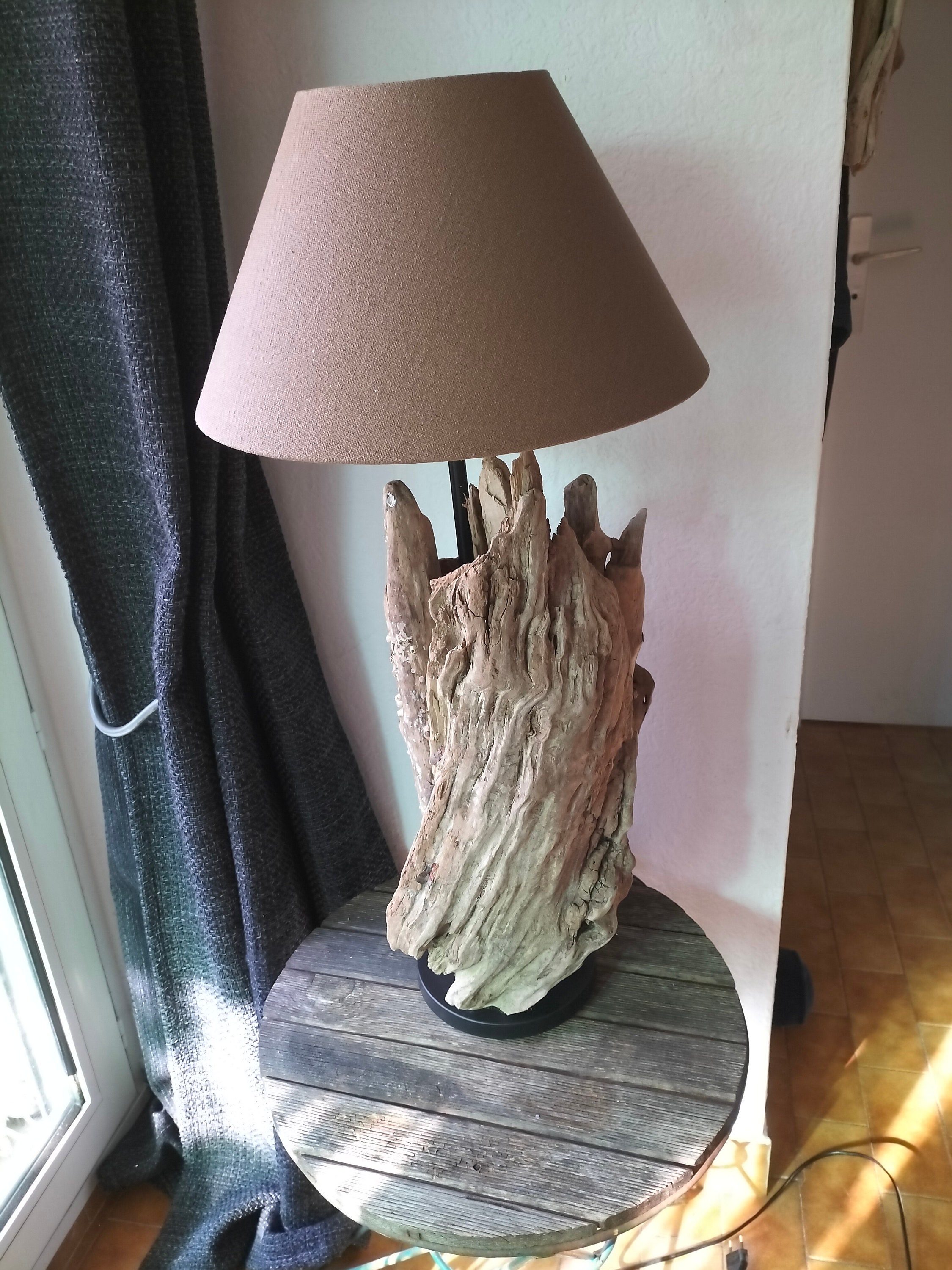 Lampe de Salon en Bois Flotté