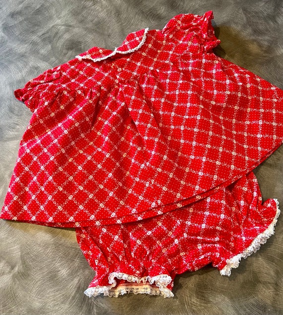 Handmade Vintage Baby Red Dress with Lace Trim w/… - image 4