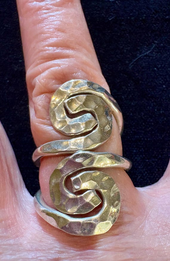 Sterling Silver Scroll Size 7 Ring - image 6