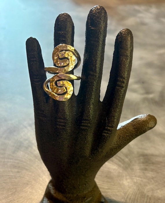 Sterling Silver Scroll Size 7 Ring - image 1