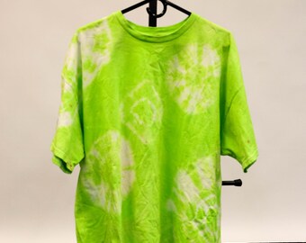 2XL Green and White Tie Dye Shirt