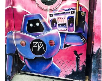 Robot de 8x10 con radiocasete