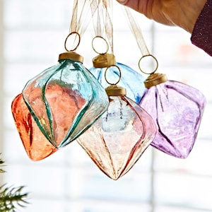 Coloured Recycled Glass Diamond Christmas Baubles - 8cm - Holiday Décor - Xmas Hanging Glass Ornaments - Christmas Tree Decoration