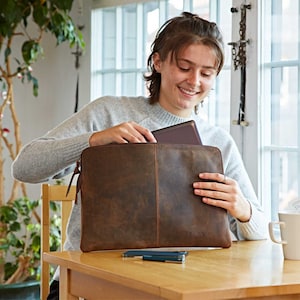 Etsy leather laptop sleeve 2025