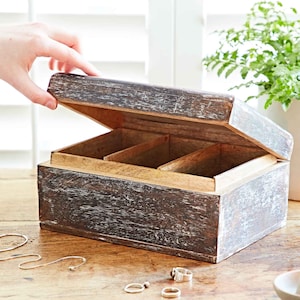 Antique Effect Mango Wood Trinket Box - Jewellery Box - Trinket Box - Mango Wood Jewelry Box - Keepsake Memory Box - Valuables Box