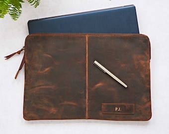 Überarbeitete personalisierte Laptophülle aus Büffelleder - Schützende 14-Zoll-Laptophülle