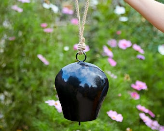 Zang Large Black Iron Cow Bell - Garden Cow Bell - Decorative Wall Hanging - Patio Hanging Bell - Home Décor - Indoor & Outdoor Decoration