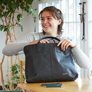 Gepersonaliseerde zwarte buffelleer 15-inch laptoptas - grote laptoptas - 15-inch laptopdraagtas - aangepaste laptopbeschermhoes