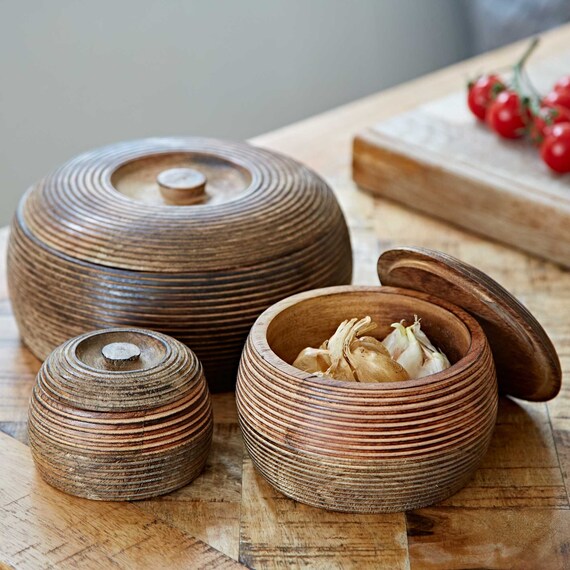 Handmade Carved Mango Wood Bowl With Lid  Serving Bowls  | Etsy Latvia