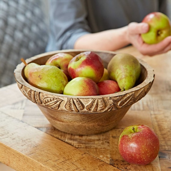 Handmade Fair Trade Mango Wood Bowl: Carved Leaf Design