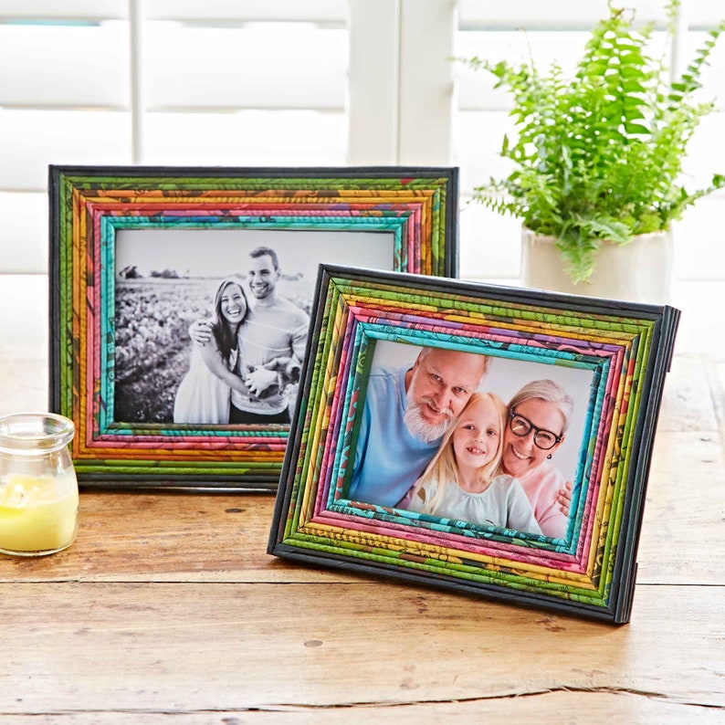 Recycled Newspaper Photo Frame 6x4, 7x5 & 10x8 Picture Frame Paper Colourful And Unique Photo Frame Sustainable Picture Frames Blk/Grn/Yel/Pnk/Blue