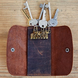 Personalised Buffalo Leather Key Holder Alternative Keyring Holds up to ...