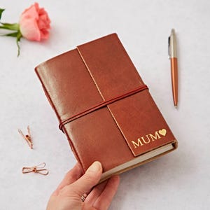 Personalised Medium Distressed Leather Bound Journal - Handmade Leather Journal - Personalised Leather Diary - Unlined Journal - Recycled