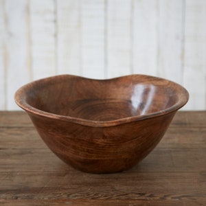 Natural Mango Wood Fruit Bowl Hand Carved Polished Wooden Bowl Fair Trade, Handmade and Sustainable Kitchenware Home Décor image 3