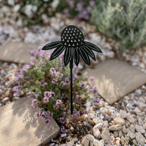 Handmade Recycled Metal Echinacea Garden Stake – Flower Silhouette, Eco Garden Art