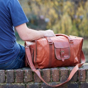 Personalised Large or Extra Large Brown Leather Holdall Overnight Bag Travel Bag Gym Bag image 2