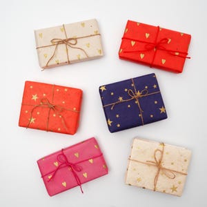 Servizio di confezionamento regalo PaperHighGifts - Add-on per il tuo ordine - Ecologico Riciclabile - Aggiungi la confezione regalo all'ordine - Carta Lokta sostenibile