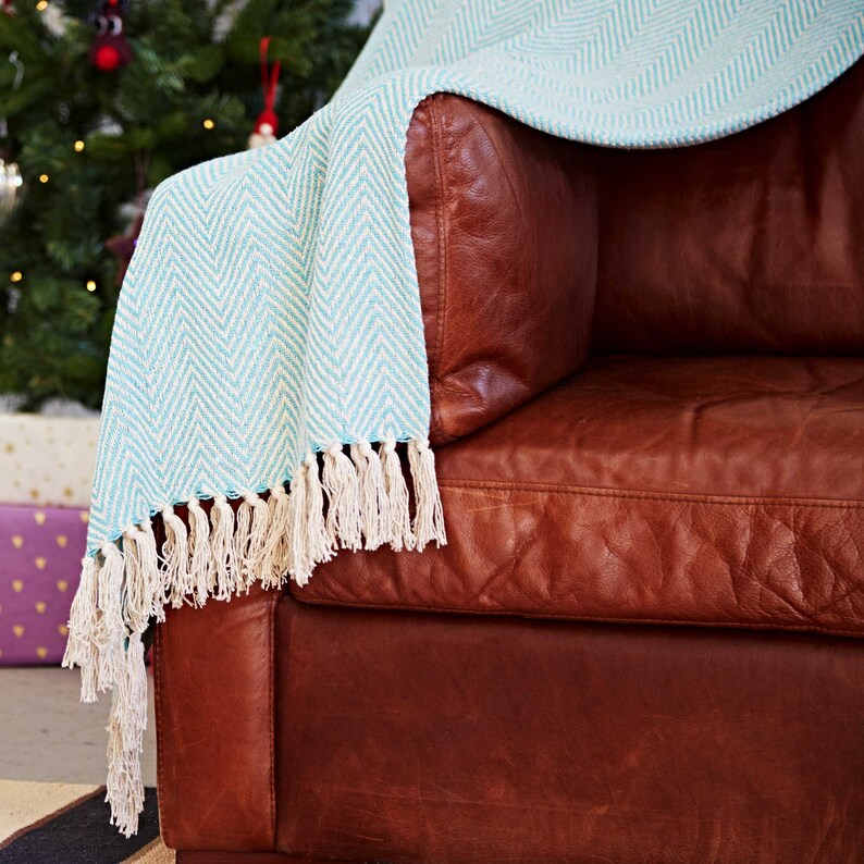 Geometric Design Throw 125cm x 150cm Recycled Cotton Woven Chevron Throw Sofa Cover Soft Blanket Striped Throw New Home Decor