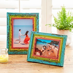 Recycled Newspaper Photo Frame 6x4, 7x5 & 10x8 Picture Frame Paper Colourful And Unique Photo Frame Sustainable Picture Frames Blue/Grn/Yellow/Red