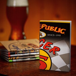 Upcycled Pocket Notebook with Beer Carton Cover: Bear Republic - Racer 5, journal écologique fait main