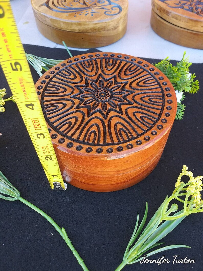 Can be personalised on bottom for an extra charge. 4 34 inch round by 3 inch deep Stash Round AROMATIC cedar Mandala box jewlery