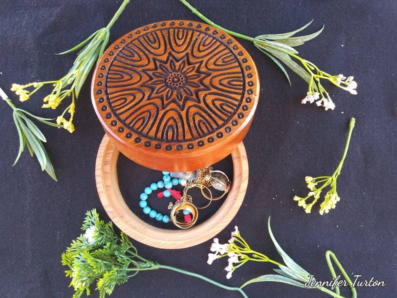 Can be personalised on bottom for an extra charge. 4 34 inch round by 3 inch deep Stash Round AROMATIC cedar Mandala box jewlery